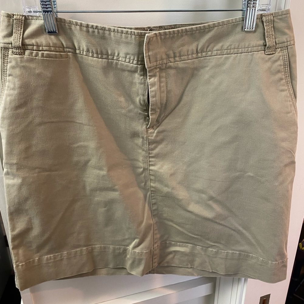 Target brand khaki skirt